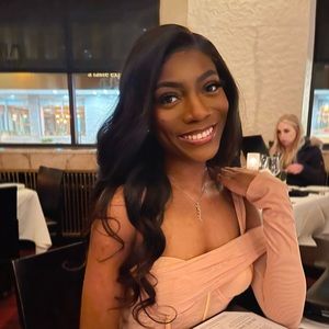 Meet your Posher, Bianca